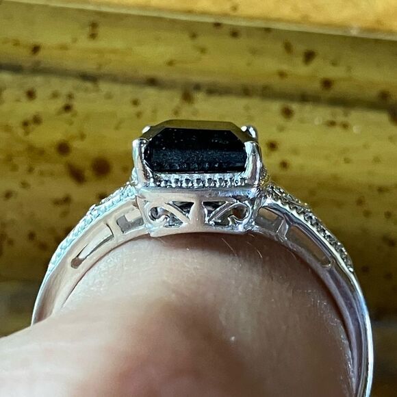 Natural Black Tourmaline Sterling Silver Heart Ring Size 11 - Picture 2 of 9